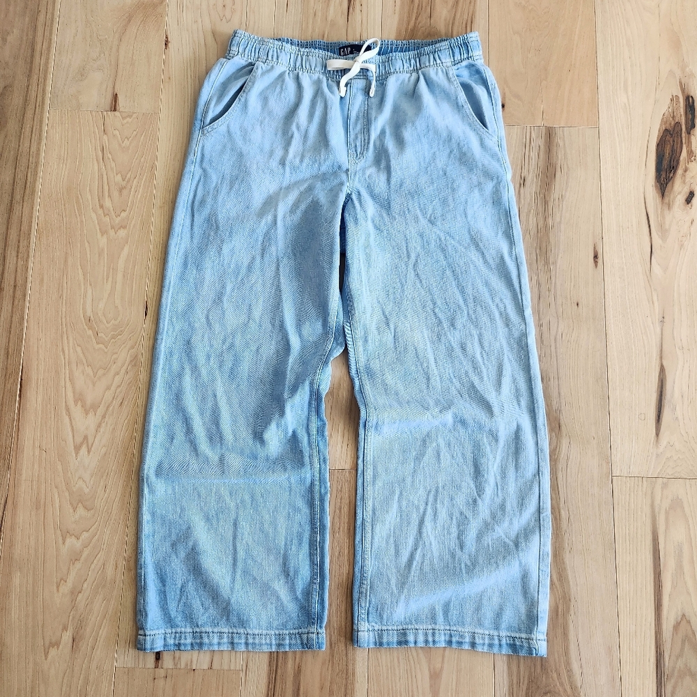 Gap High Rise Wide-Leg Pull-On Jeans - Picture 2 of 6